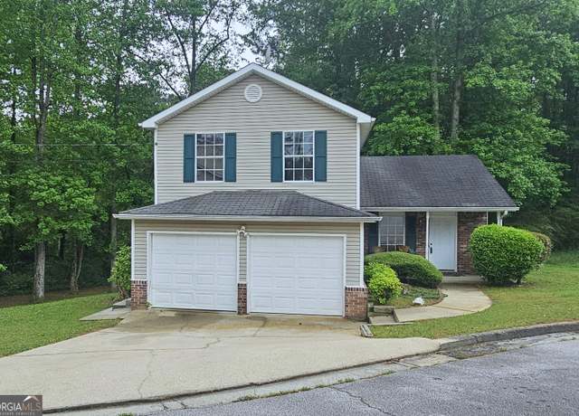 Property at 5851 Giles Rd, Lithonia, GA 30058, 3 beds, 2.5 baths