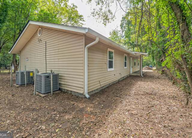 Property at 750 E Fletcher St, Macon, GA 31217, 4 beds, 2 baths