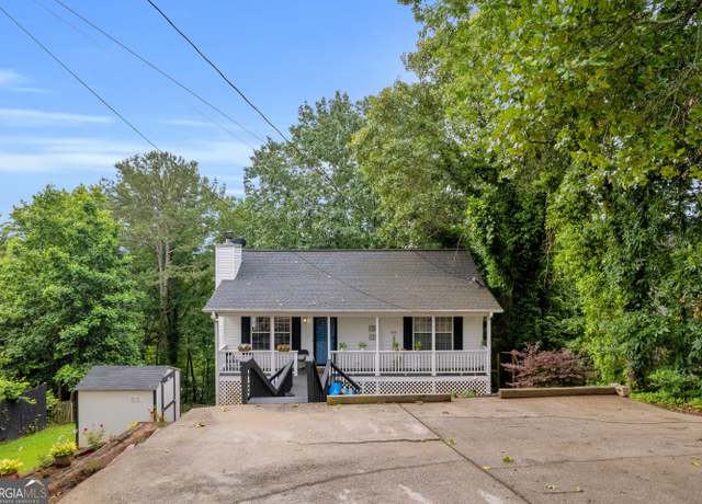Property at 5480 Apache Trl, Gainesville, GA 30506, 3 beds, 2 baths