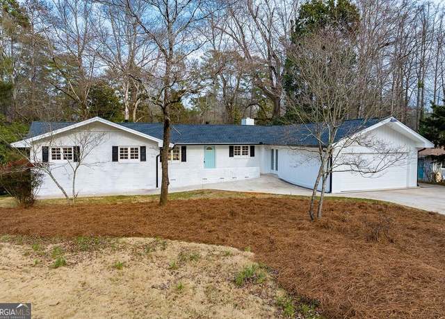 Property at 354 Greencrest Dr, Athens, GA 30605, 5 beds, 3 baths