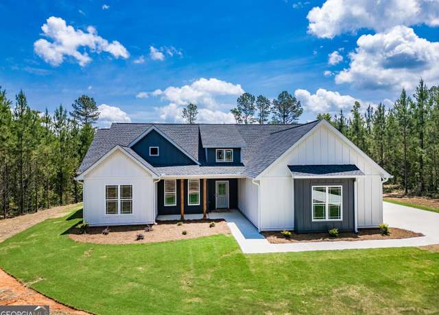 Property at 282 Perkins Rd, Barnesville, GA 30204, 4 beds, 2 baths