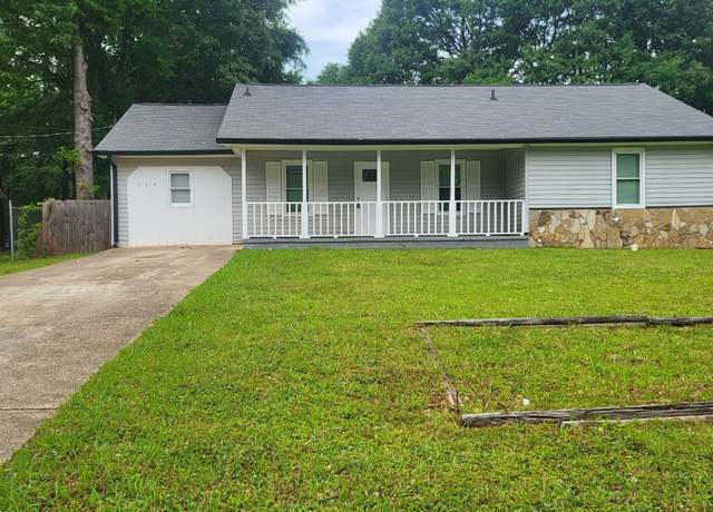 Property at 324 Cynthia Ct, Jonesboro, GA 30238, 4 beds, 2 baths
