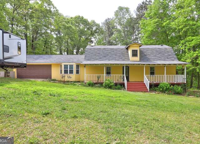 Property at 12 John Boy Trl, Newnan, GA 30263, 4 beds, 2 baths