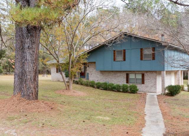 Property at 756 Russton, Waycross, GA 31503, 3 beds, 2.5 baths