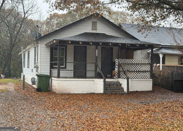 Property at 1044/1046/1048 W College Extention, Griffin, GA 30223, 4 beds, 3 baths