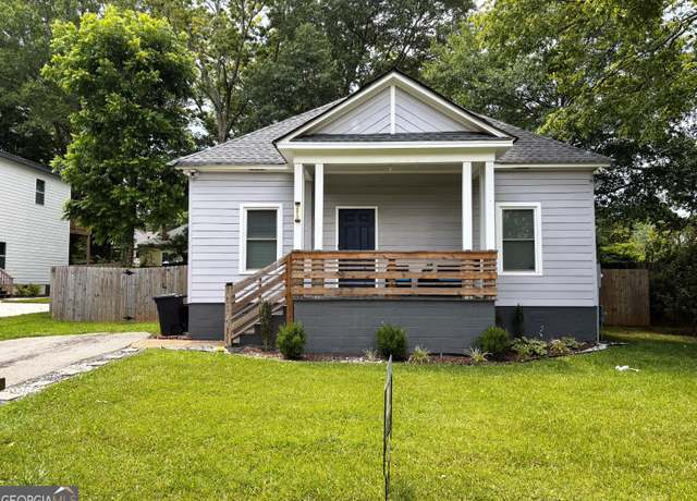 Property at 3273 Elm St, College Park, GA 30337, 3 beds, 2 baths