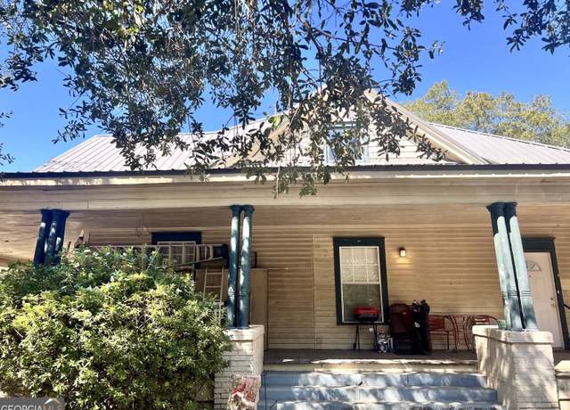Property at 5605 6th Ave, Eastman, GA 31023, 5 beds, 3 baths