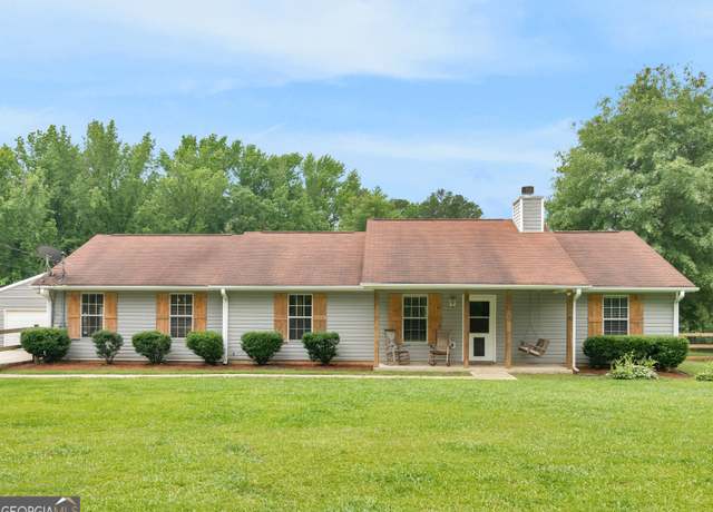 Property at 552 New Hope Rd, Mcdonough, GA 30252, 3 beds, 2 baths