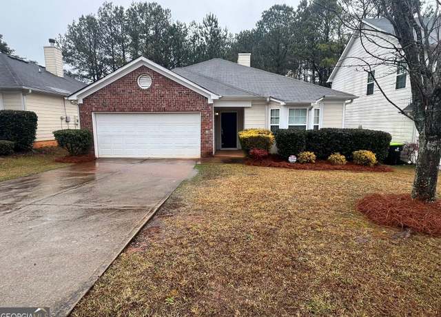 Property at 165 Lakeside Pt, Covington, GA 30016, 4 beds, 2 baths