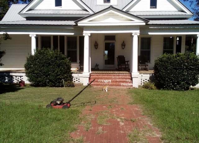 Property at 15 S South Acadamy, Rebecca, GA 31783, 3 beds, 2.5 baths