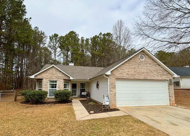 Property at 12 Carey Ct, Grantville, GA 30220, 3 beds, 2 baths