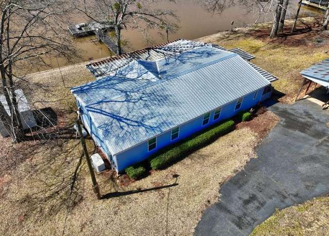 Property at 304 Burtom Rd, Eatonton, GA 31024, 5 beds, 3 baths