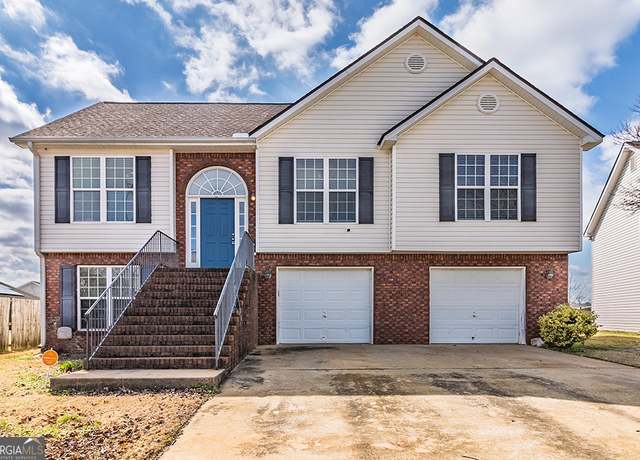 Property at 129 Faybrook Dr, Byron, GA 31008, 5 beds, 2.5 baths