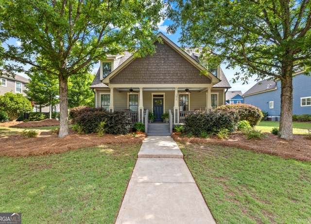Property at 1050 Cobblestone Ln, Bogart, GA 30622, 5 beds, 2.5 baths