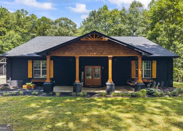 Property at 659 Hood Rd, Newnan, GA 30263, 3 beds, 2 baths