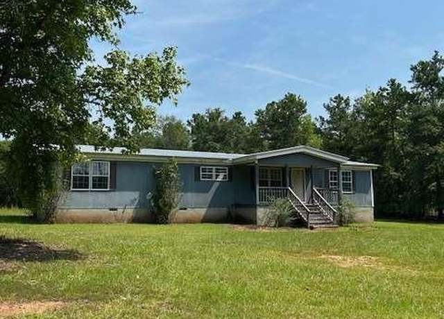 Property at 502 Kings Rd SE, Milledgeville, GA 31061, 3 beds, 2 baths