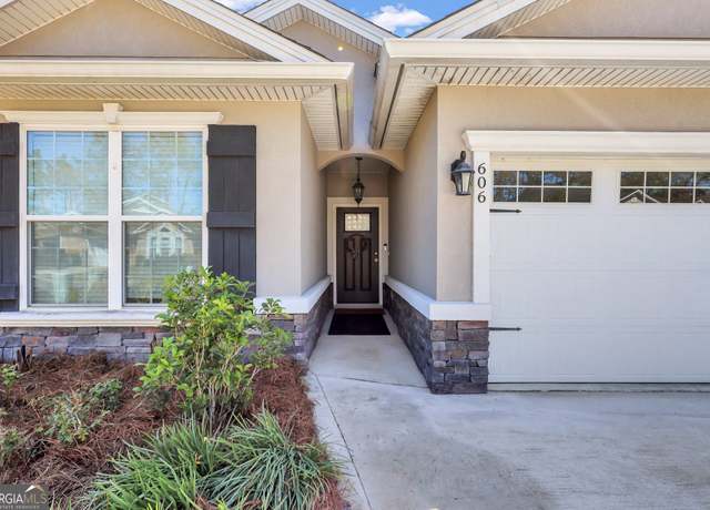 Property at 606 Eagle Blvd, Kingsland, GA 31548, 3 beds, 2 baths