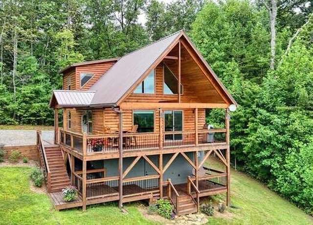 Property at 739 Carolina Fox Cir, Murphy, NC 28906, 2 beds, 2 baths