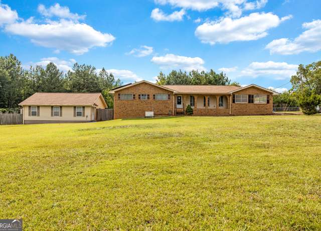 Property at 229 Callaway Rd, Fayetteville, GA 30215, 4 beds, 2.5 baths