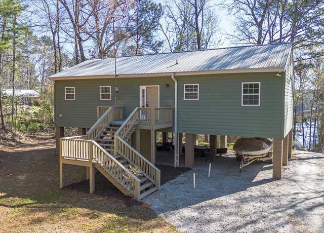 Property at 2786 Chapel Dr, Elberton, GA 30635, 3 beds, 1 bath