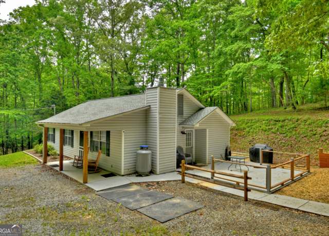 Property at 151 Padget Ln, Ellijay, GA 30540, 3 beds, 2 baths