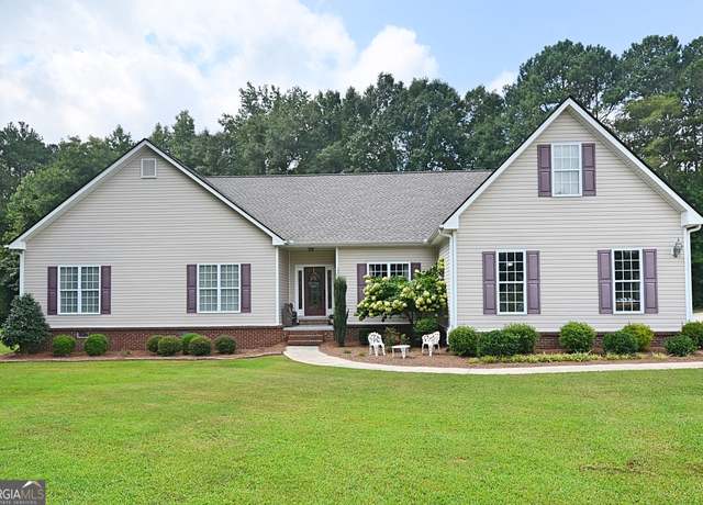 Property at 2204 Happy Hollow Ct SE, Conyers, GA 30094, 4 beds, 3 baths
