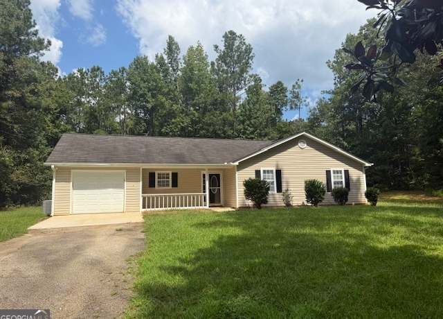 Property at 531 South River Dr, Jackson, GA 30233, 3 beds, 2 baths