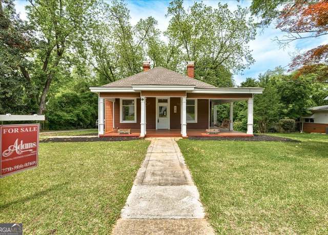Property at 19 Mcdonough St, Hampton, GA 30228, 3 beds, 2 baths