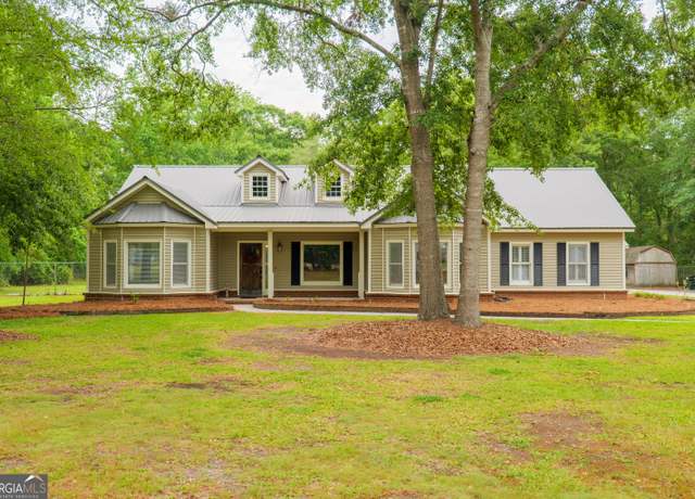 Property at 3610 Northridge Dr, Valdosta, GA 31602, 4 beds, 3 baths