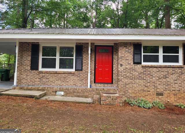Property at 4059 Canby Ln, Decatur, GA 30035, 3 beds, 2 baths