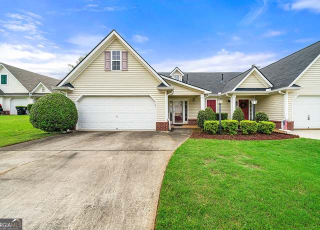 Property at 90 Courtyard Ln, Newnan, GA 30265, 2 beds, 2 baths
