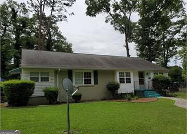 Property at 1021 Meadow Ln SE, Conyers, GA 30012