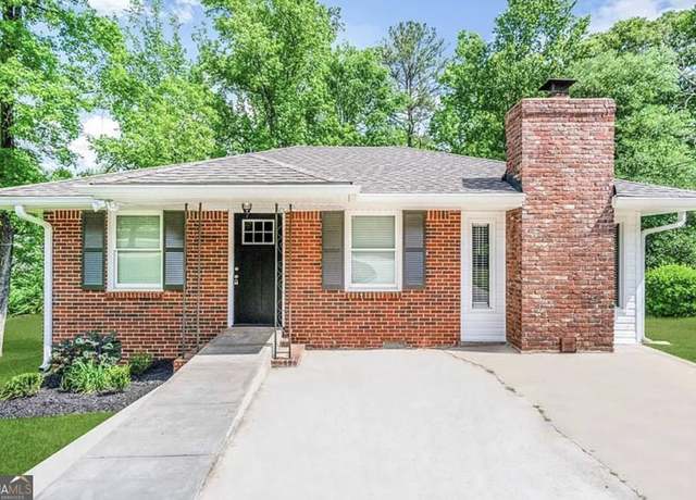 Property at 9184 Thrash St SW, Covington, GA 30014, 3 beds, 2 baths