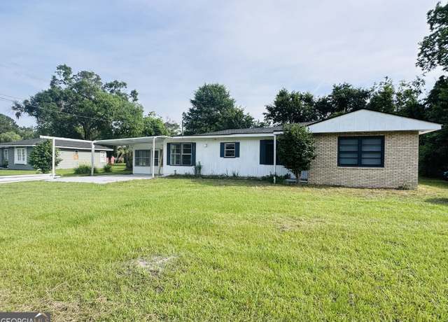 Property at 3039 Albany Ave, Waycross, GA 31503, 3 beds, 1 bath