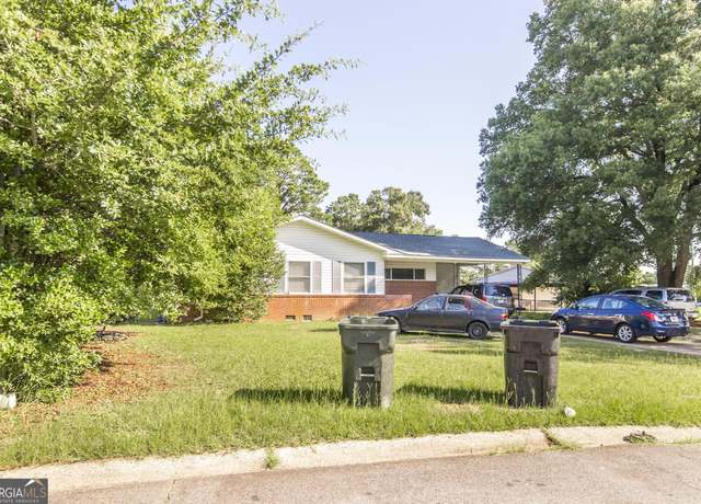 Property at 109 Delaware Ave, Warner Robins, GA 31093, 3 beds, 2 baths