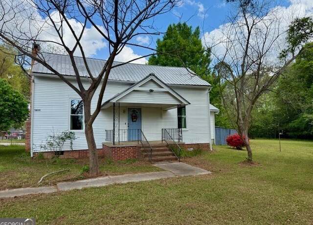 Property at 1408 Houston Lake Dr, Perry, GA 31069, 2 beds, 1 bath