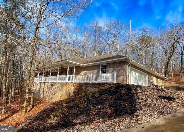 Property at 108 Stonebridge Ln, Lagrange, GA 30240, 4 beds, 3.5 baths