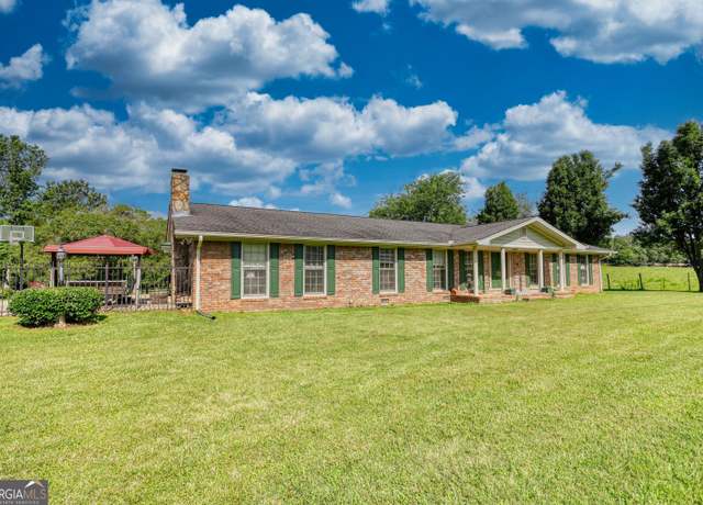 Property at 12621 Highway 142, Oxford, GA 30054, 3 beds, 2 baths