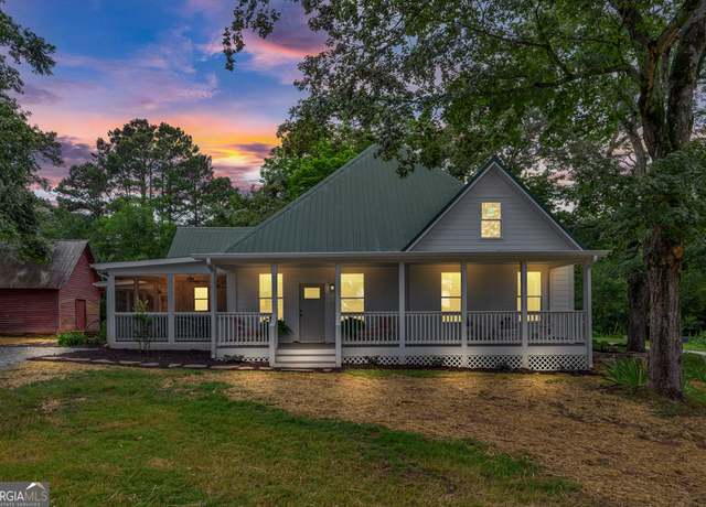 Property at 61 Airport Rd, Jefferson, GA 30549, 3 beds, 2 baths
