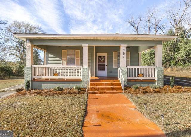Property at 504 S Church St, Dublin, GA 31021, 3 beds, 2 baths