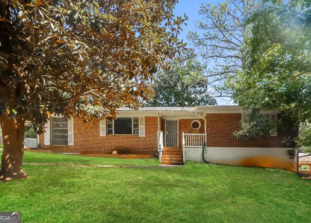 Property at 2138 Rachael St SE, Atlanta, GA 30315, 4 beds, 2 baths