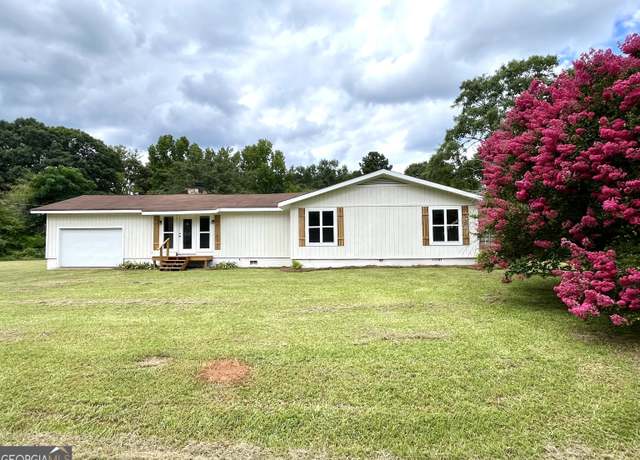 Property at 189 Tatum Heights Dr, Lagrange, GA 30240, 3 beds, 2 baths