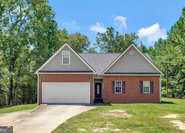 Property at 168 Stewart Dr NW, Milledgeville, GA 31061, 5 beds, 2 baths