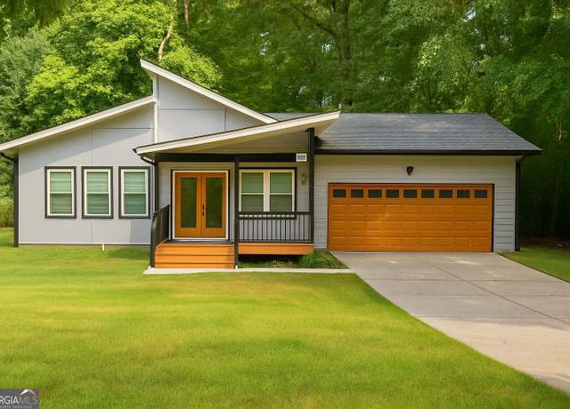 Property at 7428 Mockingbird Trl, Riverdale, GA 30274, 3 beds, 2 baths