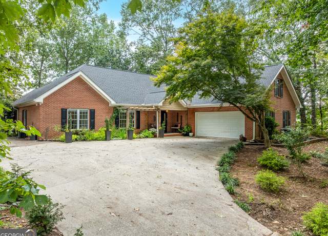 Property at 2191 Old Hwy 5, Blue Ridge, GA 30513, 3 beds, 3.5 baths