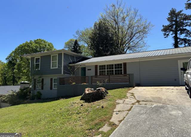 Property at 1322 Northwood Cir NE, Gainesville, GA 30501, 4 beds, 2 baths