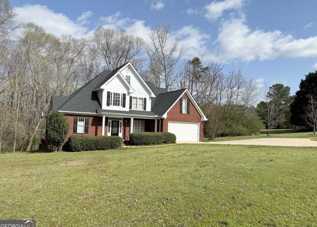 Property at 395 Millstone Cir, Athens, GA 30605, 5 beds, 3.5 baths