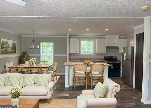 Property at 183 Aspen Ln, Alto, GA 30510, 3 beds, 2 baths