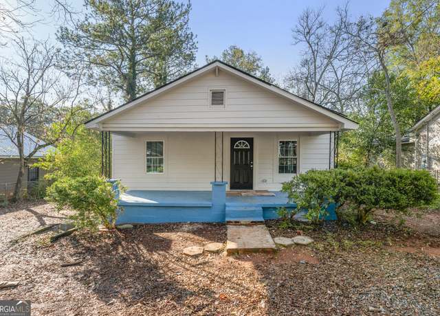 Property at 1106 Wright St, Griffin, GA 30223, 4 beds, 2 baths