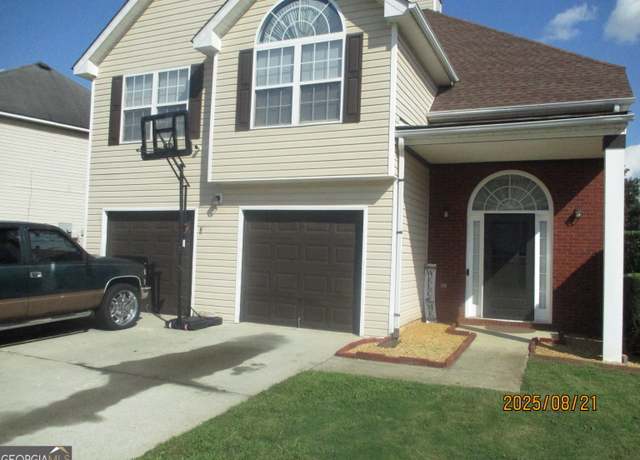 Property at 11811 Registry Blvd SE, Hampton, GA 30228, 4 beds, 3 baths